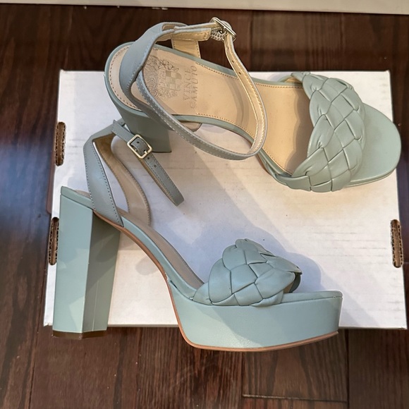 Vince Camuto Mint Platform Sandal High Heels - Picture 7 of 7